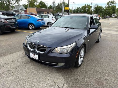 Used 2008 BMW 550i Sedan w/ Cold Weather Pkg RWD image 4