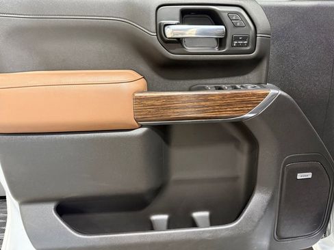 Used 2023 Chevrolet Silverado 2500 High Country w/ Z71 Off-Road Package image 19