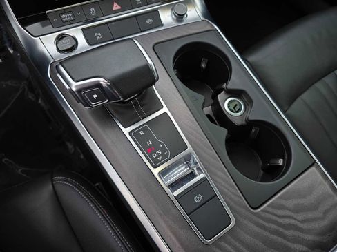 Used 2024 Audi A6 2.0T Premium image 39