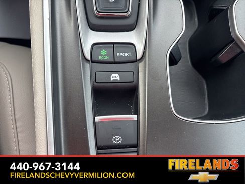 Used 2018 Honda Accord Touring image 4