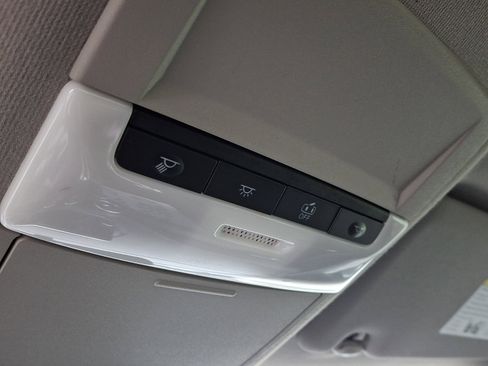 Certified 2020 Nissan Sentra SV FWD image 24