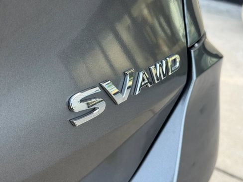 Used 2018 Nissan Rogue SV AWD/4WD image 45