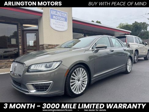 Used 2017 Lincoln MKZ Reserve image 23