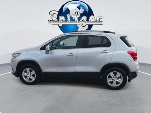 Used 2019 Chevrolet Trax LT w/ LT Convenience Package image 6