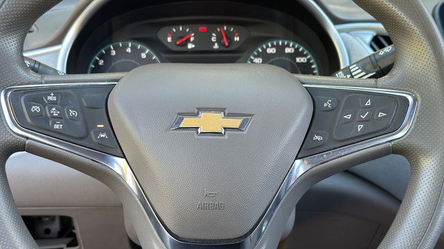 Used 2024 Chevrolet Malibu LT FWD image 17