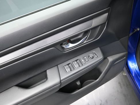 Used 2023 Honda CR-V LX image 20