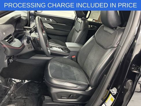 Certified 2025 Ford Explorer ST AWD/4WD image 3