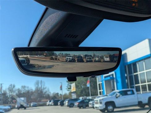 Certified 2023 Buick Enclave Avenir w/ Avenir Technology Package image 25