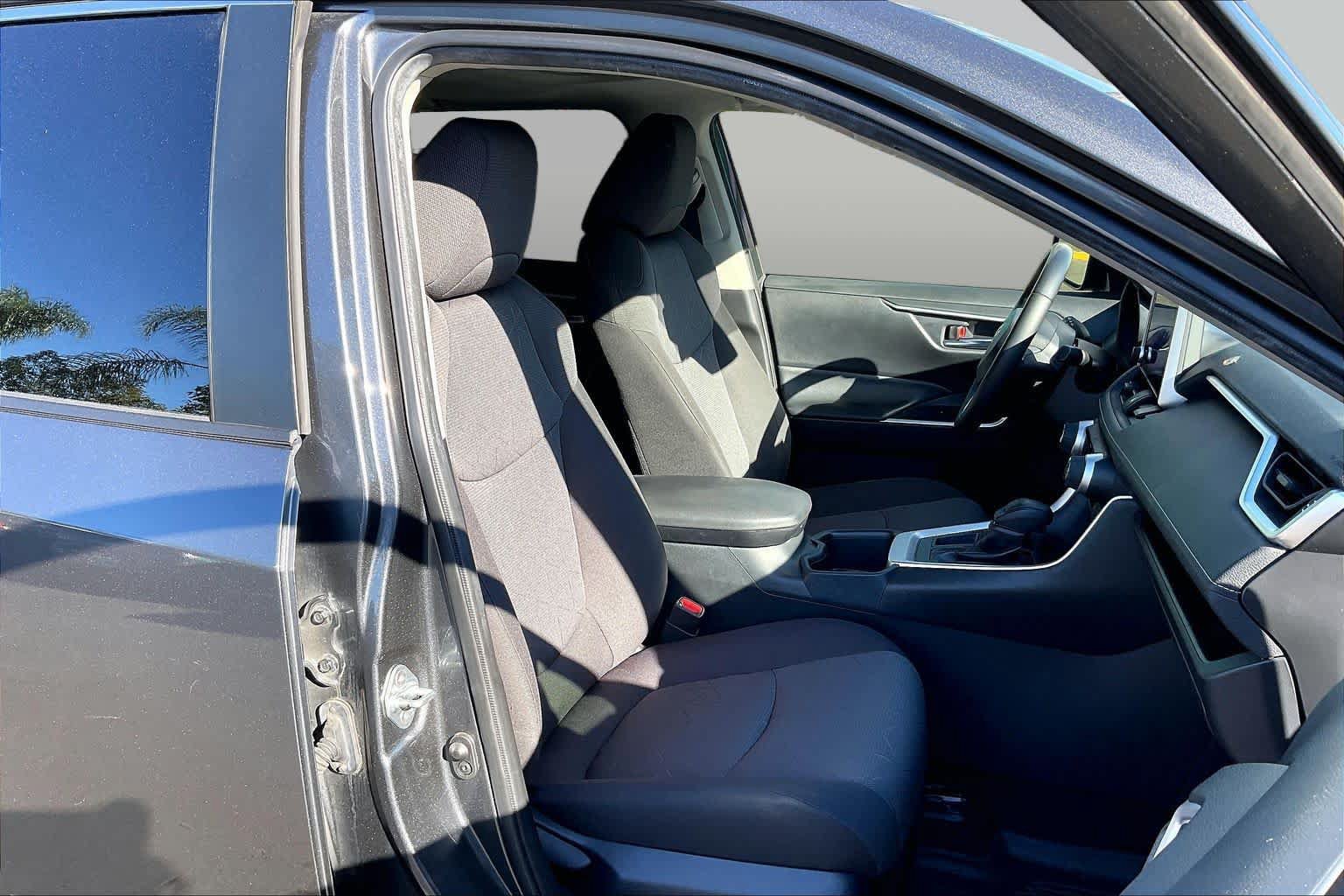 Certified 2023 Toyota RAV4 XLE w/ Convenience Package FWD image 8