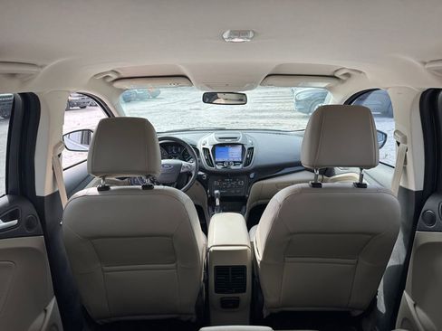 Used 2017 Ford Escape Titanium image 28