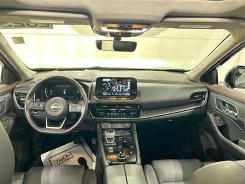 Used 2023 Nissan Rogue Platinum w/ Platinum Premium Package image 25