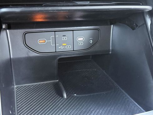 Used 2025 Kia Sorento EX w/ EX Panoramic Sunroof Package image 27