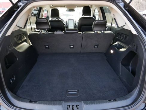 Certified 2024 Ford Edge SEL AWD/4WD image 10