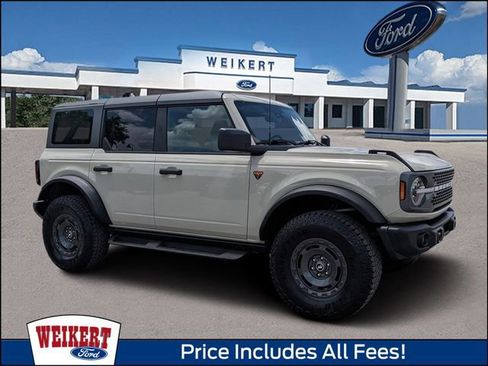 Used 2025 Ford Bronco Badlands w/ Sasquatch Package AWD/4WD image 1