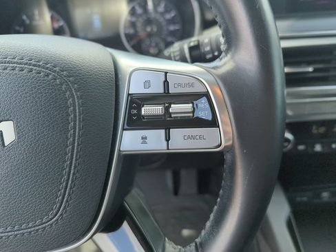 Used 2022 Kia Telluride LX FWD image 23