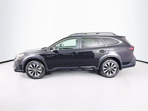 Used 2024 Subaru Outback Limited XT AWD/4WD image 4