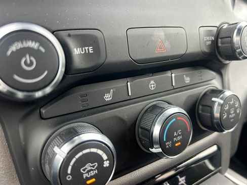 Used 2023 RAM 1500 Big Horn AWD/4WD image 14