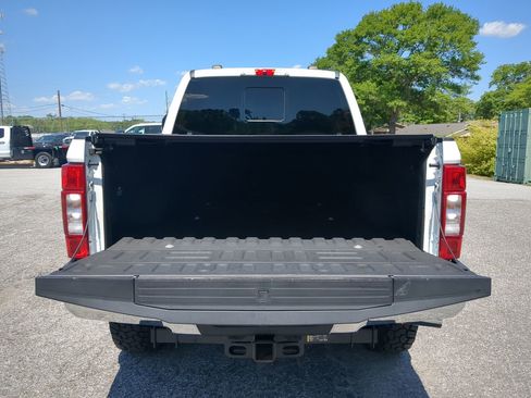 Certified 2022 Ford F250 Lariat w/ Lariat Ultimate Package image 11