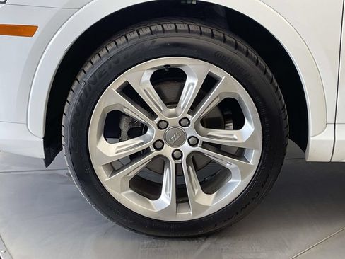 Used 2018 Audi Q3 2.0T Premium Plus w/ Premium Plus Package AWD/4WD image 11