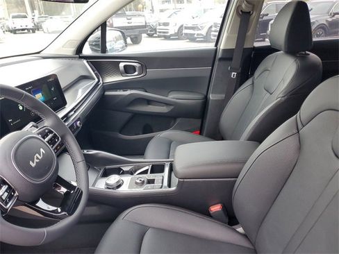 New 2025 Kia Sorento EX image 8