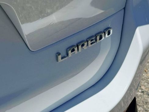 Used 2022 Jeep Grand Cherokee L Laredo w/ Luxury Tech Group I AWD/4WD image 11