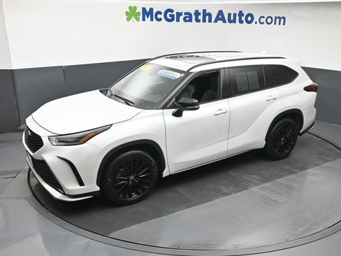 Used 2023 Toyota Highlander XSE AWD/4WD image 23