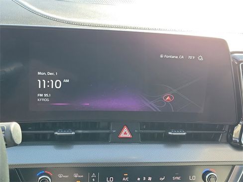 Used 2024 Kia Sportage SX image 9