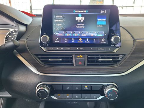 New 2026 Nissan Altima 2.5 SV FWD image 10