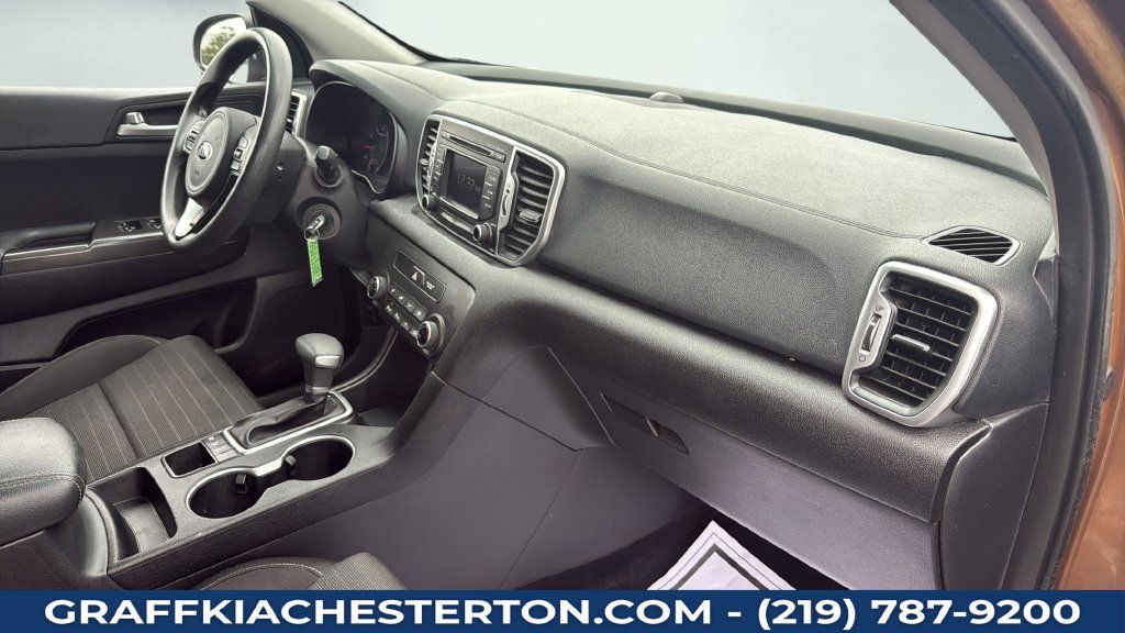 Used 2018 Kia Sportage LX AWD/4WD image 35