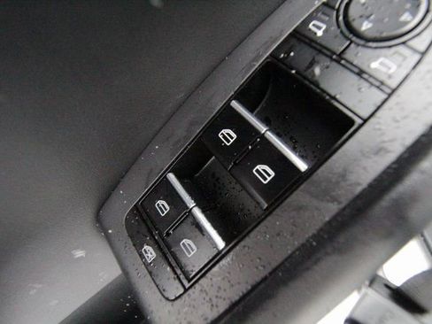 Used 2022 MAZDA CX-30 AWD 2.5 S w/ Select Package image 16