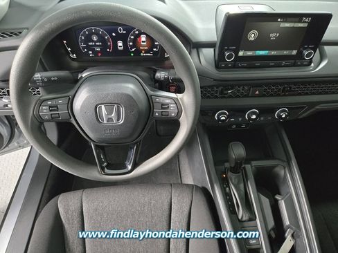 Certified 2025 Honda Accord LX image 17