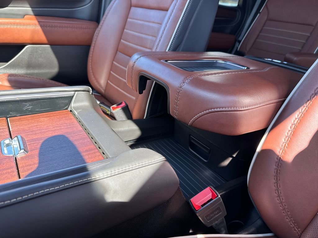Certified 2024 GMC Yukon Denali Ultimate AWD/4WD image 51
