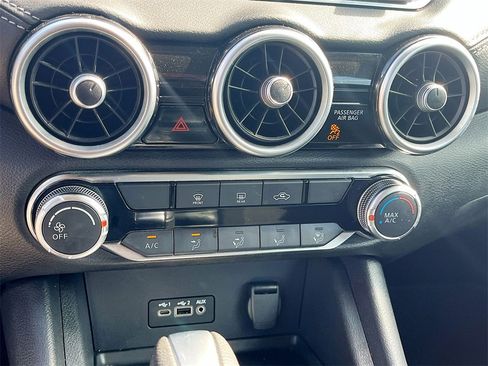 Used 2023 Nissan Sentra SV image 15