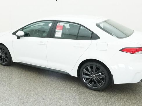 New 2026 Toyota Corolla SE FWD image 4
