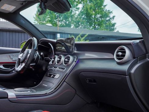 Used 2020 Mercedes-Benz GLC 63 AMG S image 41
