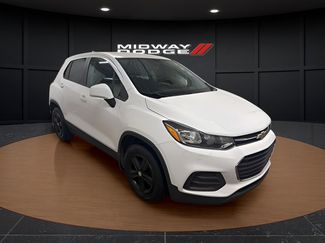 Used 2019 Chevrolet Trax LS w/ Tint and Cruise Package FWD video 1