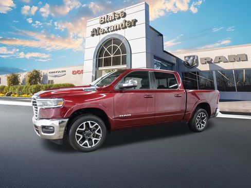 Used 2025 RAM 1500 Laramie image 11