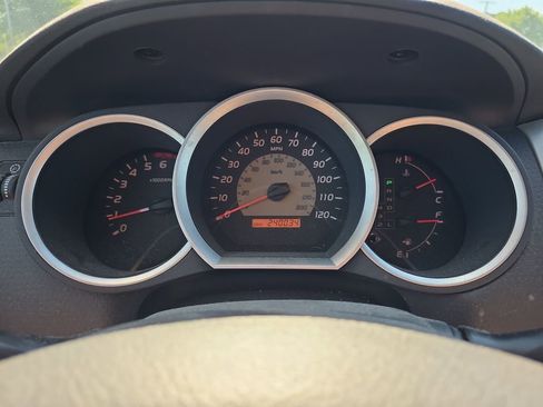 Used 2010 Toyota Tacoma PreRunner RWD image 20