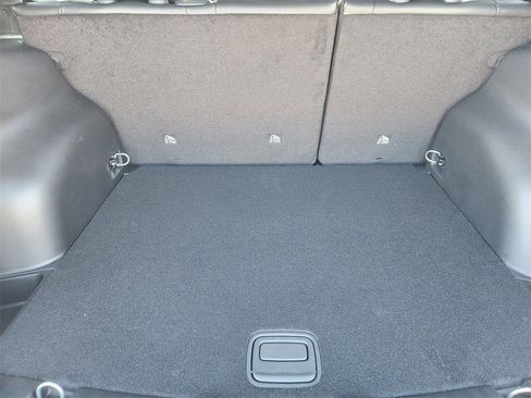 New 2026 Jeep Compass Latitude image 23