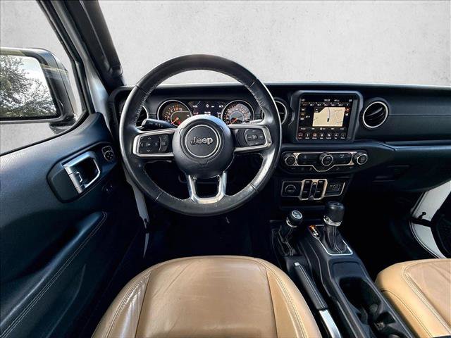 Used 2018 Jeep Wrangler Unlimited Sahara AWD/4WD image 7