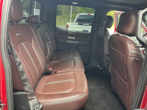 Used 2016 Ford F150 Platinum w/ Equipment Group 701A Luxury AWD/4WD image 29