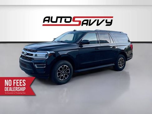 Used 2024 Ford Expedition Max XLT AWD/4WD image 3