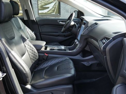Used 2024 Ford Edge Titanium AWD/4WD image 7