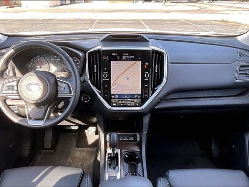 Used 2024 Subaru Ascent Touring image 13