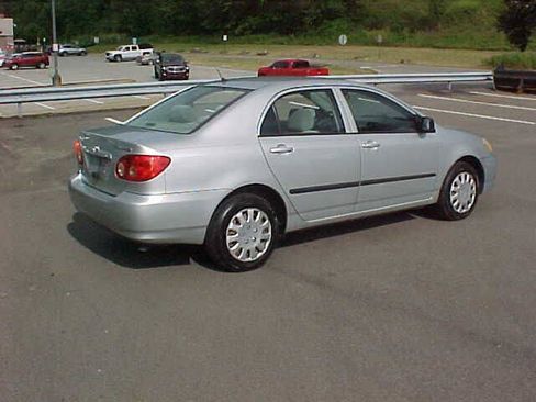 Used 2005 Toyota Corolla LE FWD image 5