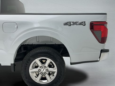 Used 2025 Ford F150 XLT w/ Equipment Group 301A Standard AWD/4WD image 9