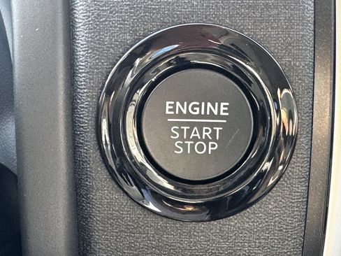 New 2025 Ford Expedition Max Active image 21