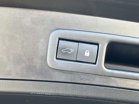 Used 2019 Lexus UX 200 image 13