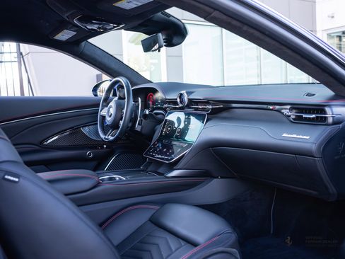 Used 2024 Maserati GranTurismo Trofeo image 21