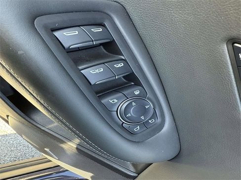 Certified 2024 Cadillac XT6 Sport w/ Platinum Package image 10